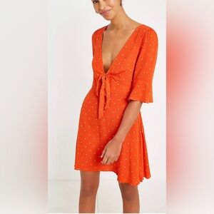 ☘️Free People All Yours polka dot mini dress, size 2, orange & yellow